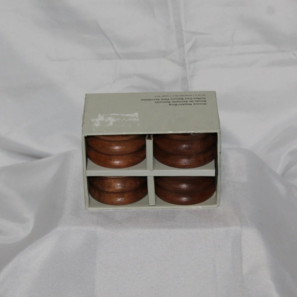 West Elm Groove Napkin Rings. Set of 4